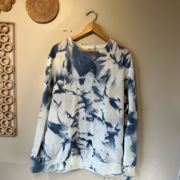 Richer poorer medium tie die crew sweatshirt… - Picture 5 of 10